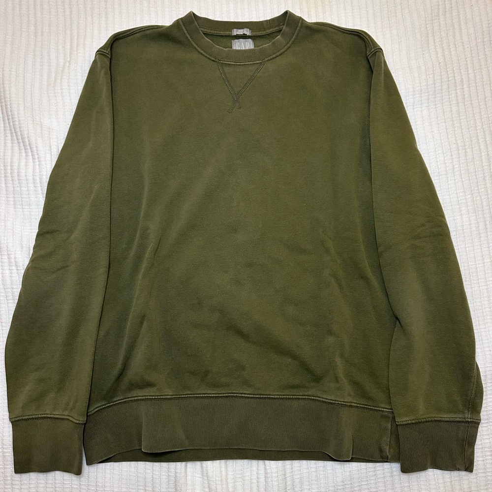 Men’s Gap Sweatshirt